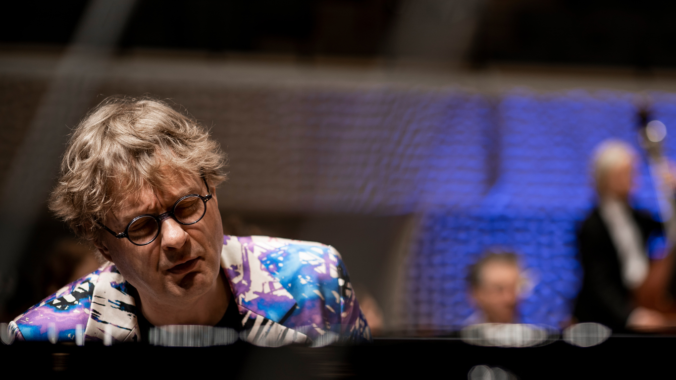 Iiro Rantala | VENEZIANA feat. vision string quartet